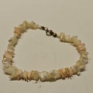 Mother of Pearl Cream and Pinkish 8" Bracelet